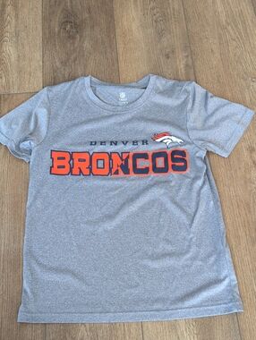 Denver Broncos Gray Logo Tee